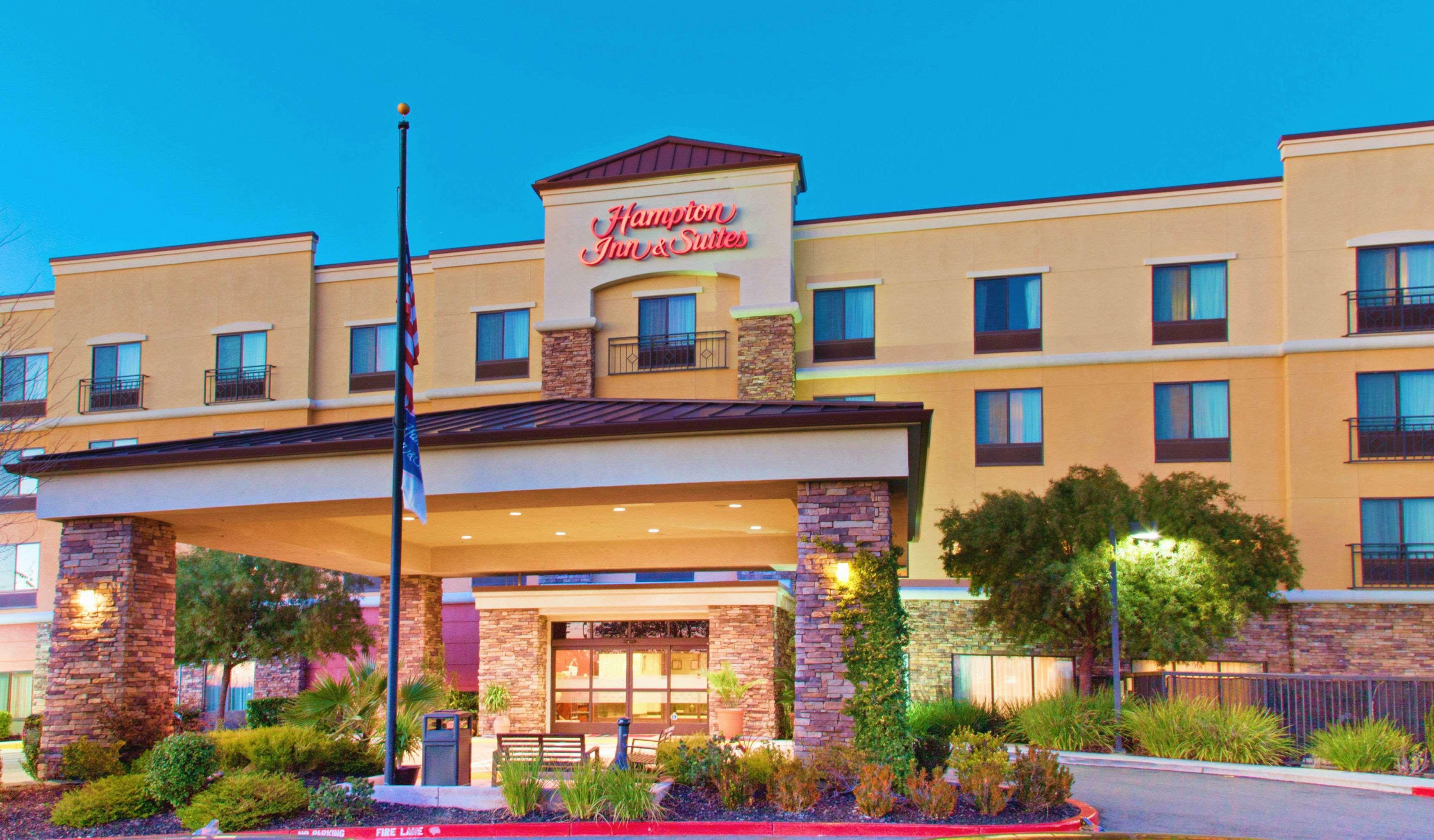 Hampton Inn & Suites Roseville Eksteriør billede