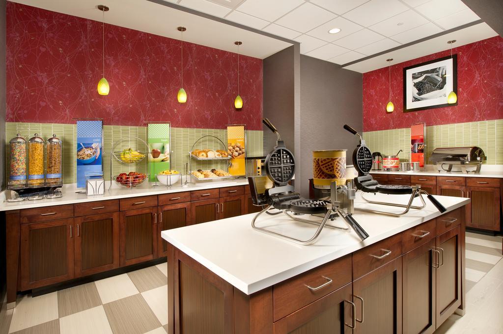 Hampton Inn & Suites Roseville Eksteriør billede