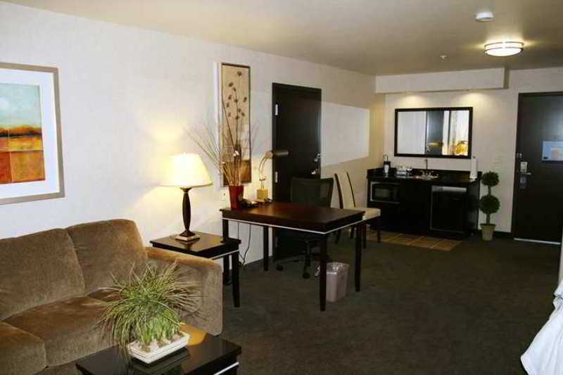 Hampton Inn & Suites Roseville Værelse billede